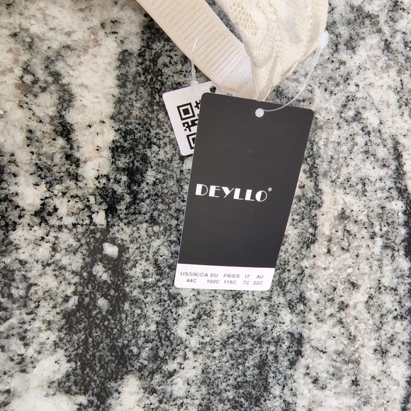 NWT (44C) Deyllo Wireless Minimizer Bra Thick Straps - Picture 3 of 6